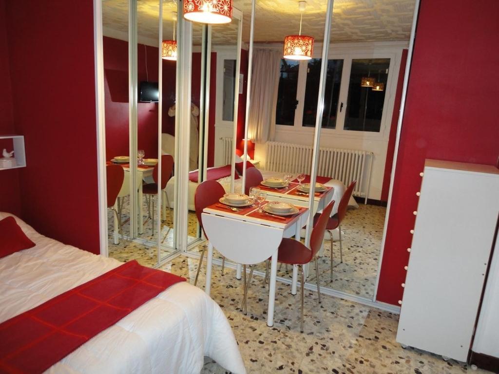 Studio Framboise Proche Paris Et Disneyland Gagny Zewnętrze zdjęcie